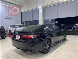 تۆیۆتا کامری